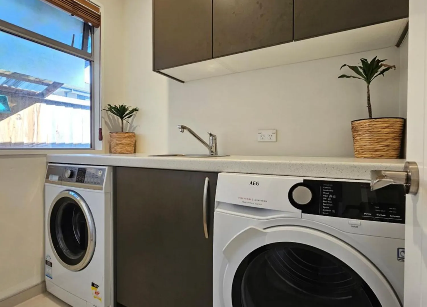 Motel Azena Suites & Apartment Christchurch