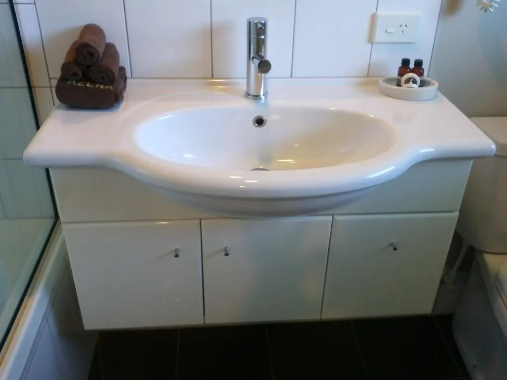 Azena Suites & Apartment Christchurch Motel