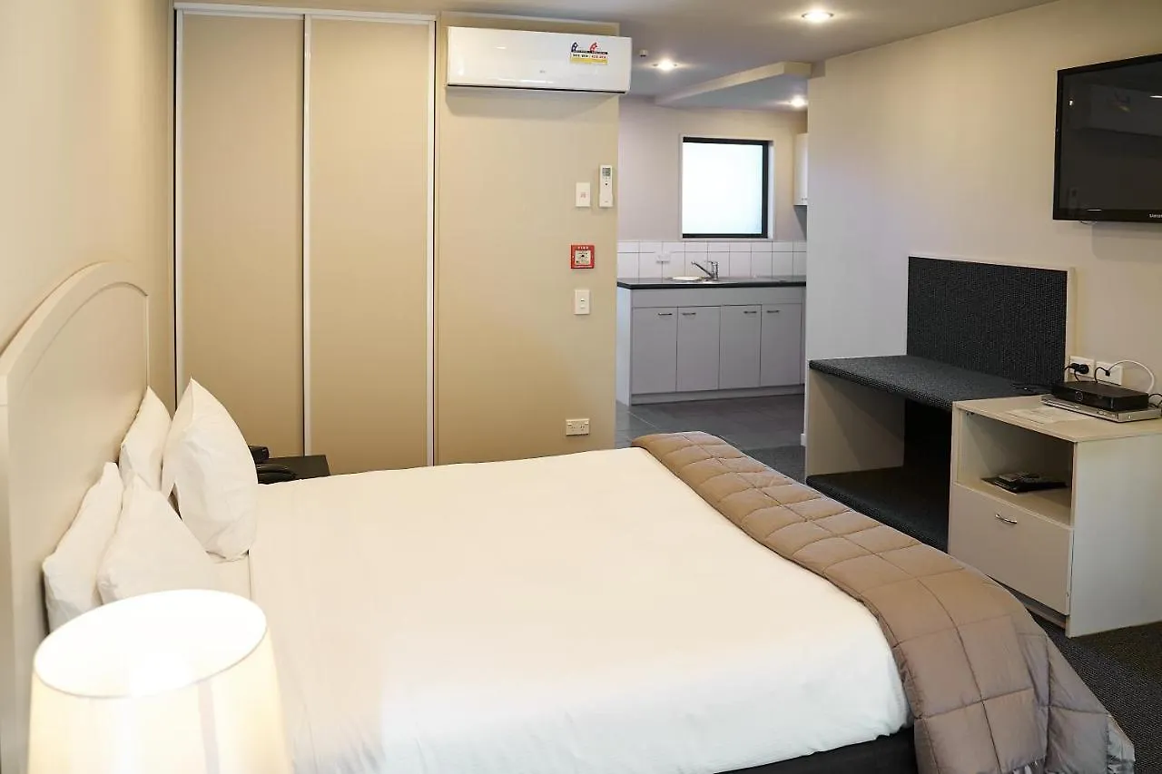 Motel Azena Suites & Apartment Christchurch