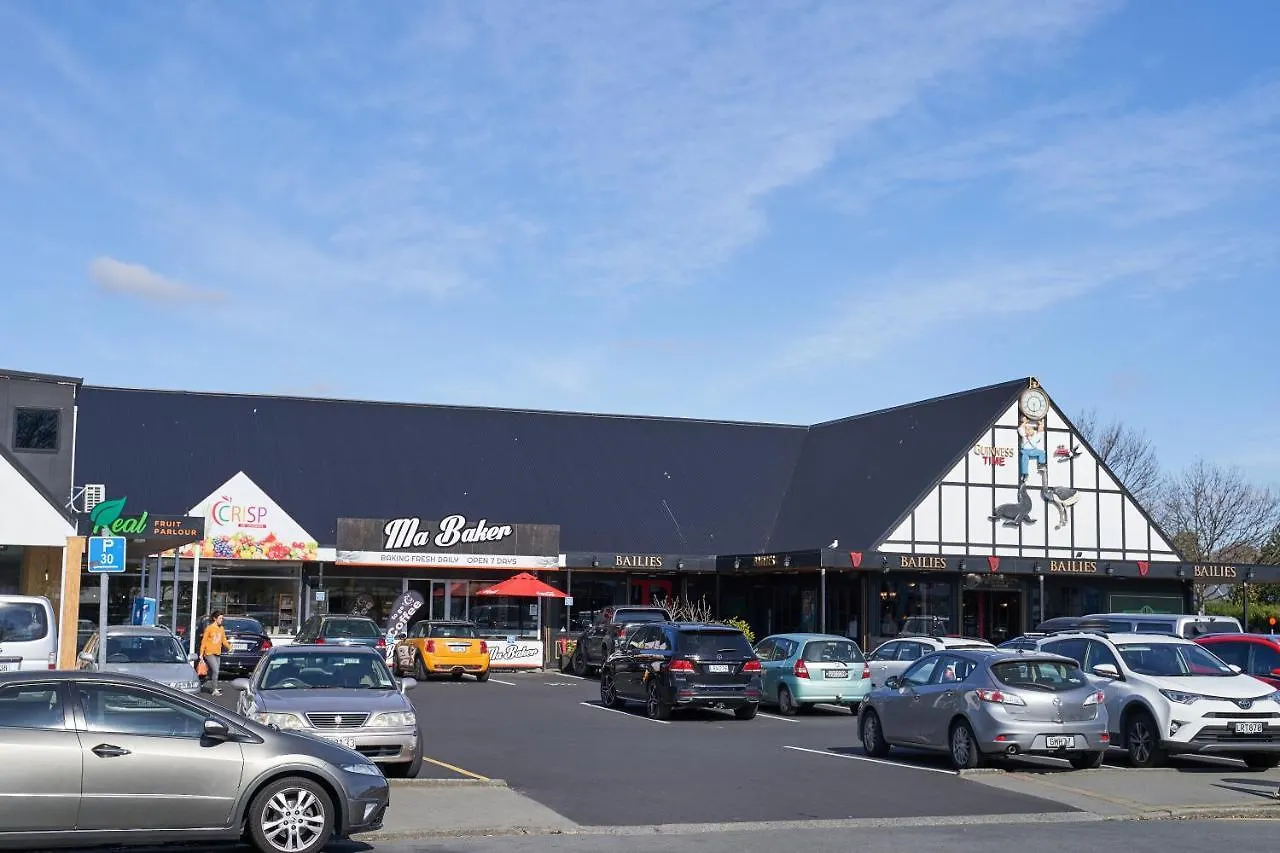 Motel Azena Suites & Apartment Christchurch